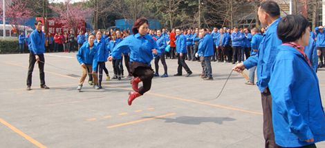 集團(tuán)公司舉行2015年新春趣味運(yùn)動(dòng)會(huì)